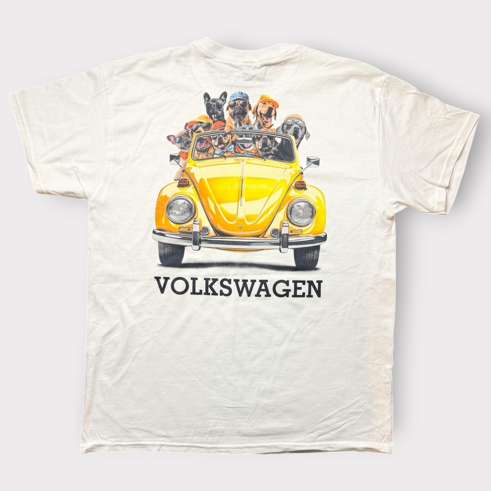 Volkswagen Dogs in Beetle Convertible Graphic T-Shirt White Large VW Logo Tee